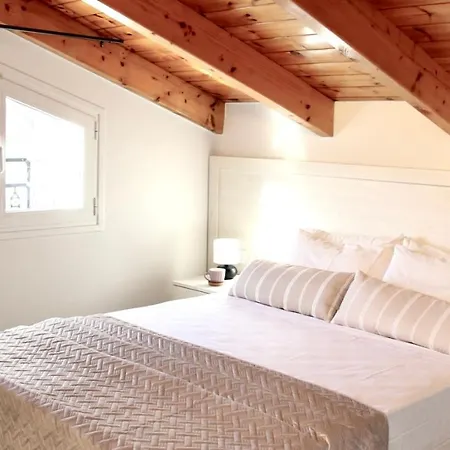 Apartamento Lightful Attic At Regina *
